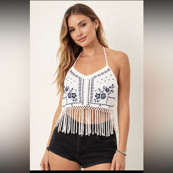 Hollister Tops - Hollister White and Black Embellished Crop TOP NWOT BOHO Embroidered Medium